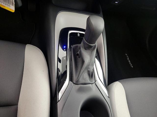 Photo of 2023 White Toyota Corolla