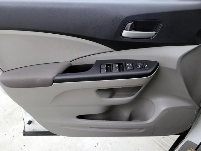 Photo of 2013 White Honda CR-V