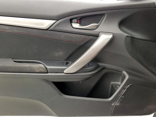 Photo of 2018 Silver Honda Civic