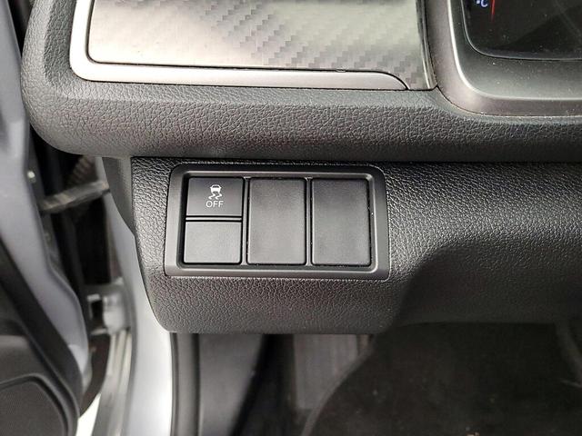 Photo of 2018 Silver Honda Civic