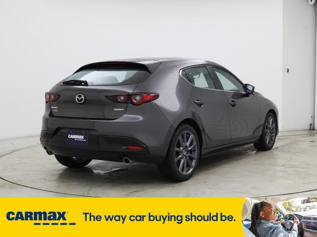 Photo of 2023 Gray Mazda Mazda3