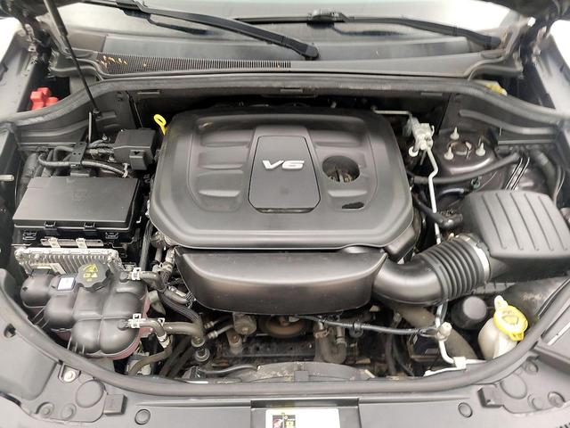 Photo of 2018 Gray Jeep Grand Cherokee