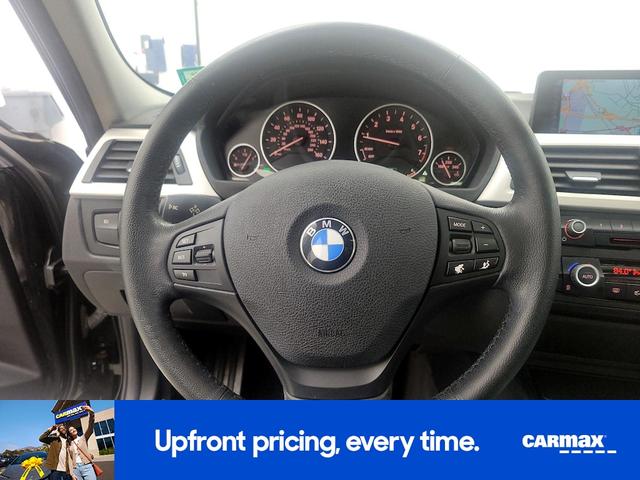 Photo of 2015 Black BMW 320