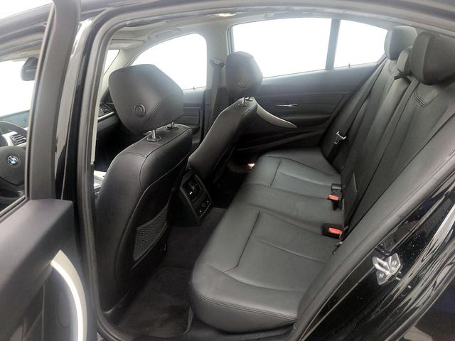 Photo of 2015 Black BMW 320