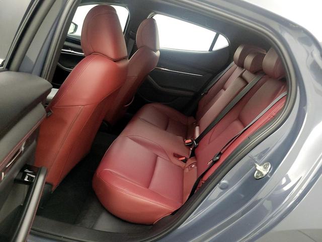 Photo of 2024 Gray Mazda Mazda3