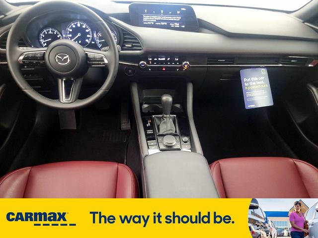 Photo of 2024 Gray Mazda Mazda3