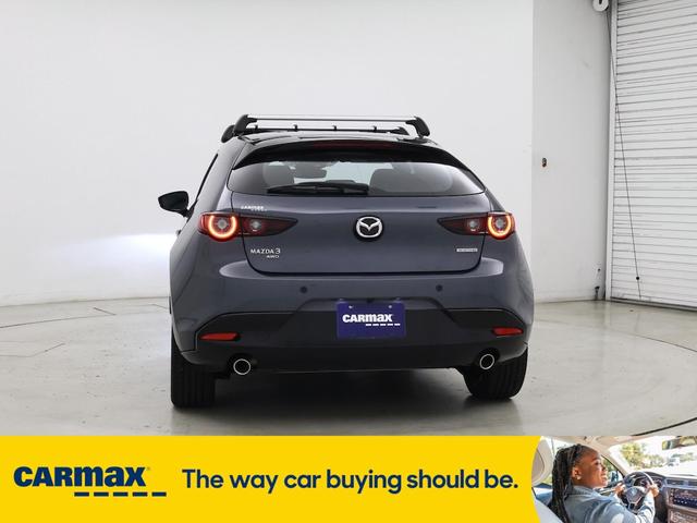 Photo of 2024 Gray Mazda Mazda3