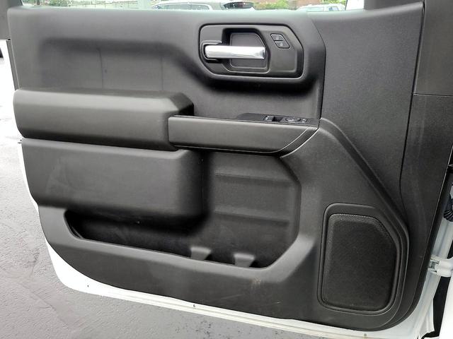 Photo of 2024 White Chevrolet Silverado 1500
