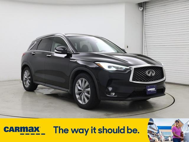 Photo of 2020 Black INFINITI QX50