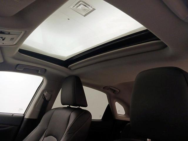 Photo of 2022 Black Lexus RX 350