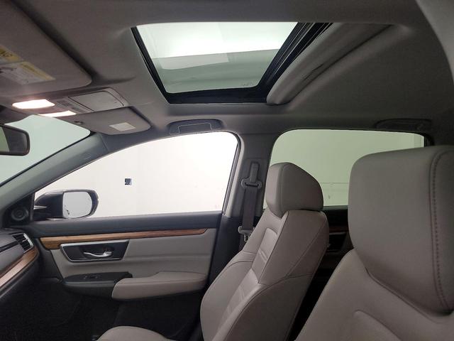 Photo of 2017 Gray Honda CR-V