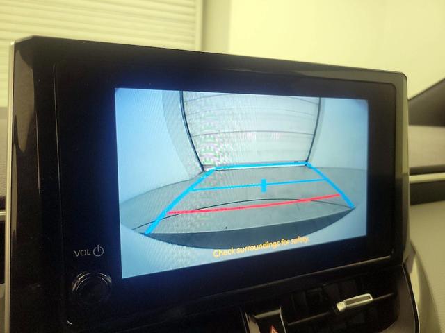 Photo of 2023 White Toyota Corolla Hatchback