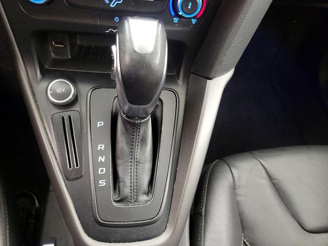 Photo of 2015 Silver Ford Focus