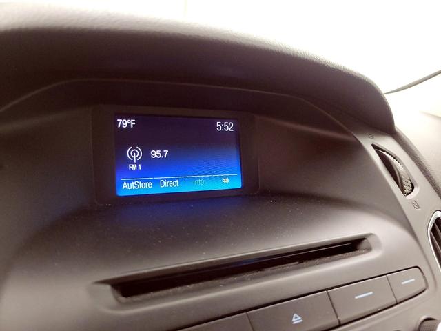 Photo of 2015 Silver Ford Focus