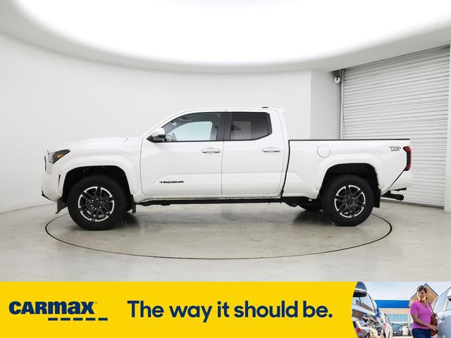 Photo of 2024 White Toyota Tacoma