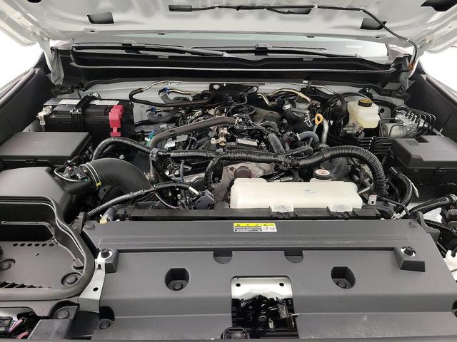 Photo of 2024 White Toyota Tacoma