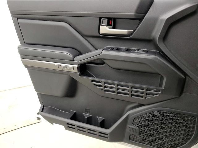 Photo of 2024 White Toyota Tacoma