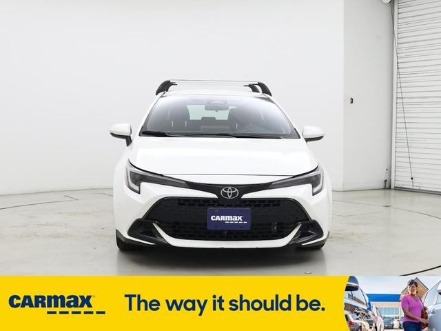 Photo of 2024 White Toyota Corolla Hatchback