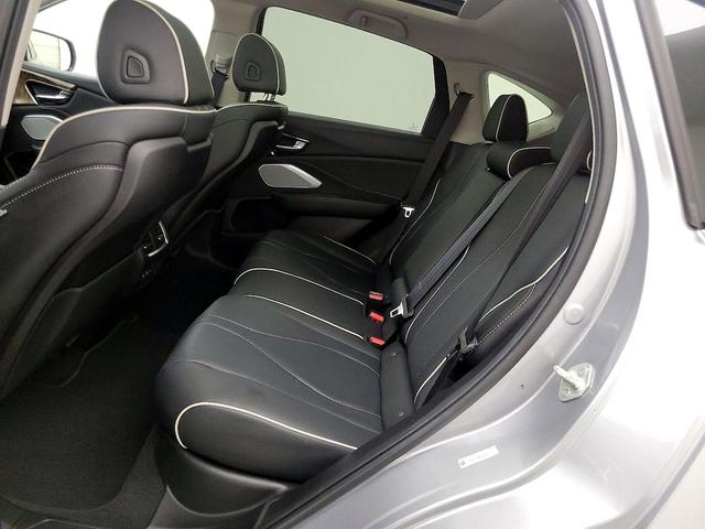 Photo of 2021 Silver Acura RDX