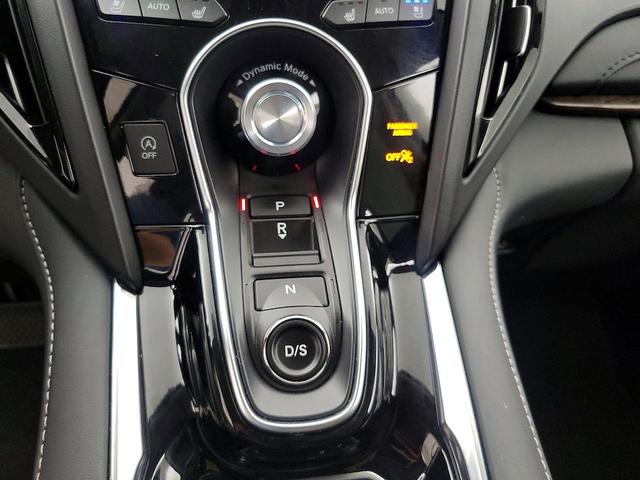 Photo of 2021 Silver Acura RDX
