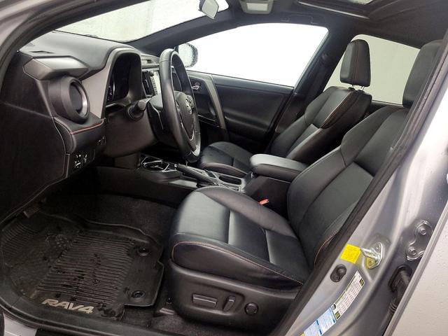 Photo of 2016 Gray Toyota RAV4