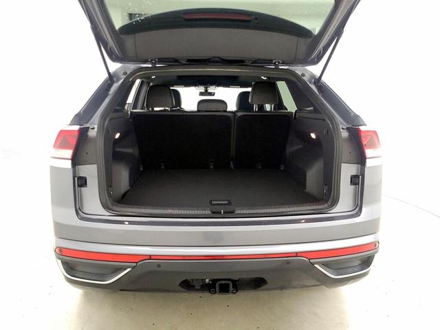 Photo of 2022 Gray Volkswagen Atlas Cross Sport