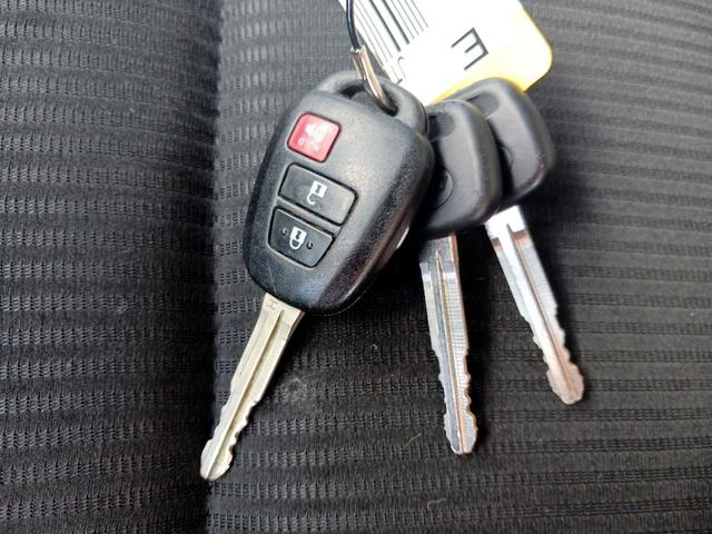 Photo of 2014 Gray Toyota RAV4