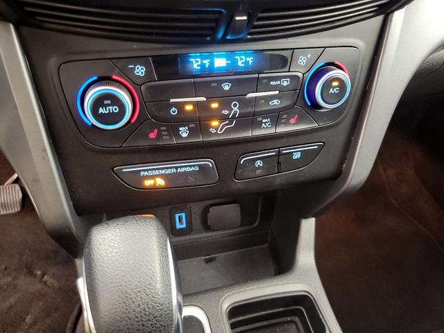 Photo of 2018 Blue Ford Escape