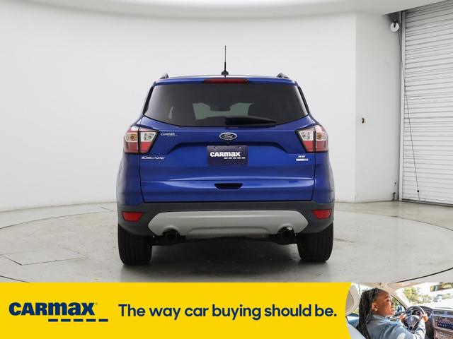 Photo of 2018 Blue Ford Escape