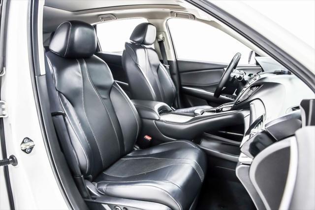 Photo of 2020 Platinum White Pearl Acura RDX