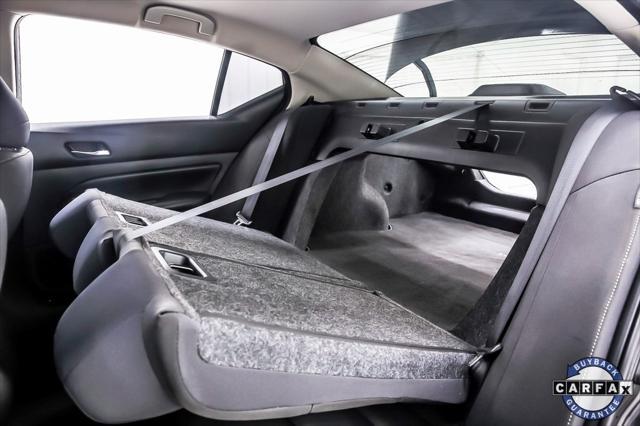 Photo of 2020 Super Black Nissan Altima