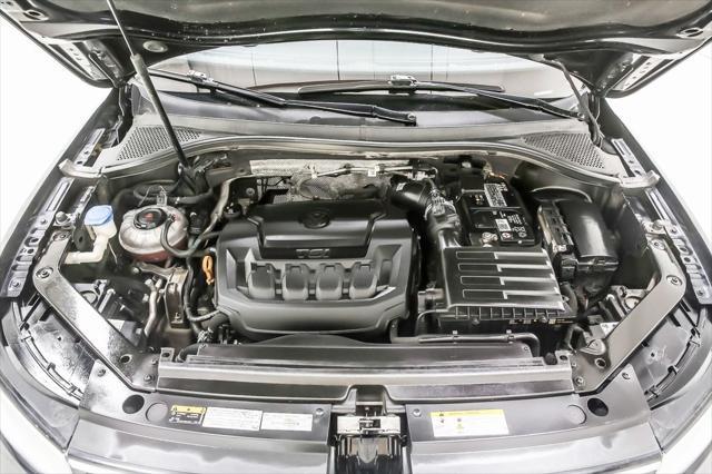 Photo of 2022 Deep Black Pearl Volkswagen Tiguan