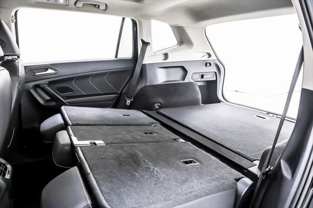 Photo of 2022 Deep Black Pearl Volkswagen Tiguan