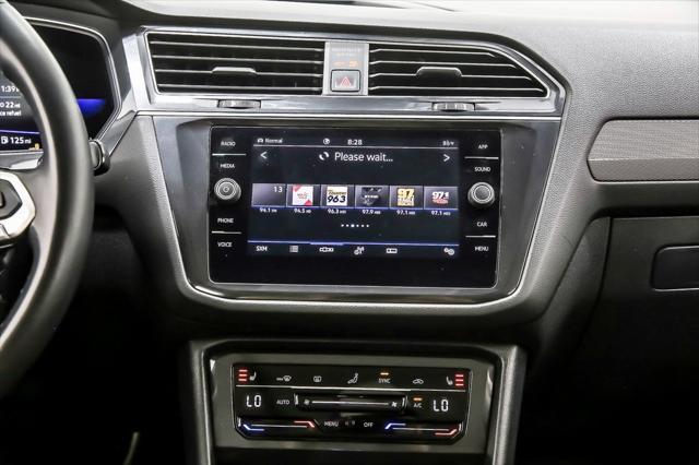 Photo of 2022 Deep Black Pearl Volkswagen Tiguan
