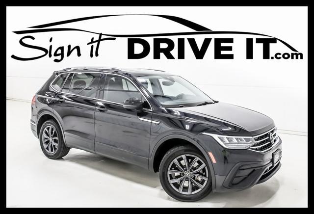 Photo of 2022 Deep Black Pearl Volkswagen Tiguan