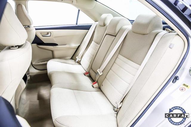Photo of 2017 Gold Toyota Camry