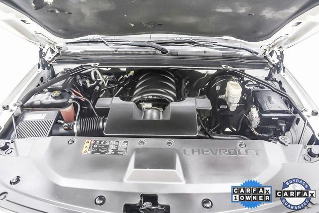 Photo of 2019 Summit White Chevrolet Tahoe
