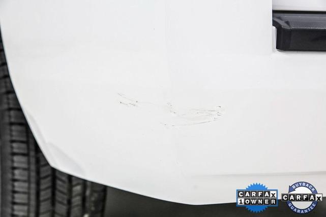 Photo of 2019 Summit White Chevrolet Tahoe