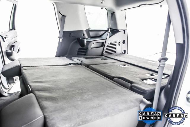 Photo of 2019 Summit White Chevrolet Tahoe