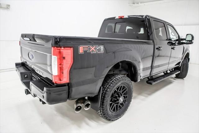 Photo of 2019 Agate Black Metallic Ford F-250