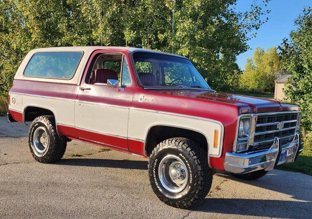 Photo of 1979 Burgundy Chevrolet Blazer