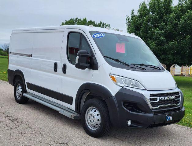 Photo of 2023 White RAM ProMaster 2500