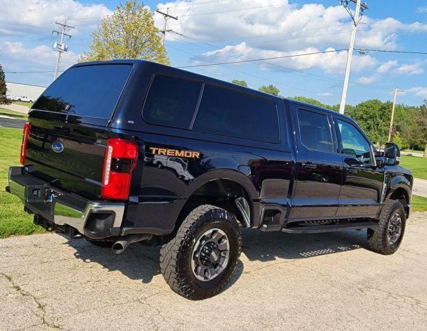 Photo of 2024 Blue Ford F-250