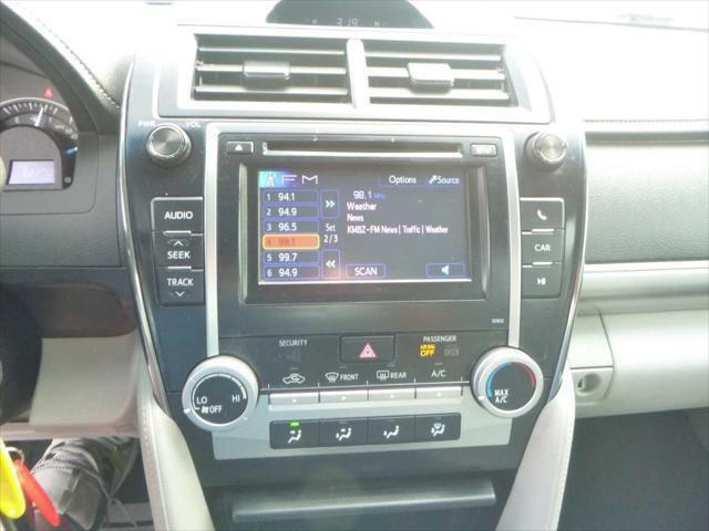 Photo of 2012 Classic Silver Metallic Toyota Camry
