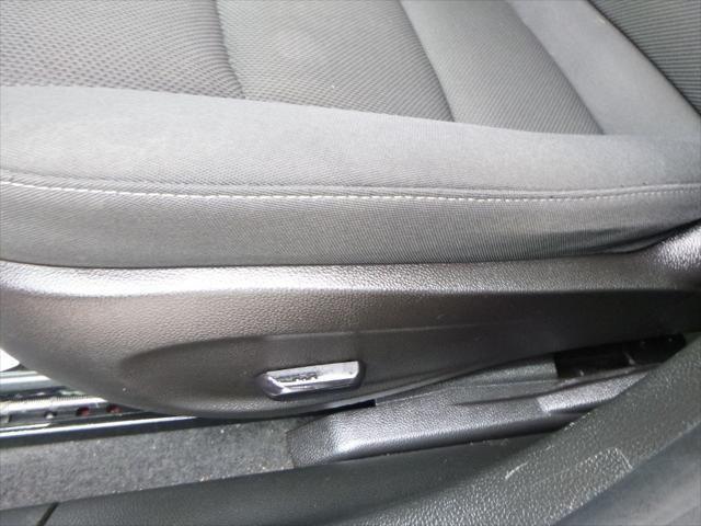 Photo of 2015 Black Granite Metallic Chevrolet Cruze