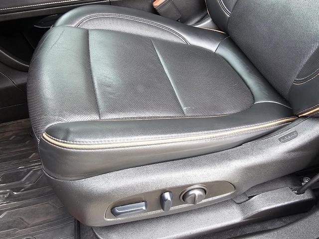 Photo of 2023 Light Stone Metallic GMC Acadia