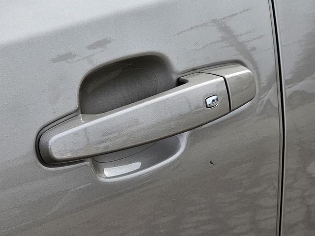 Photo of 2023 Light Stone Metallic GMC Acadia