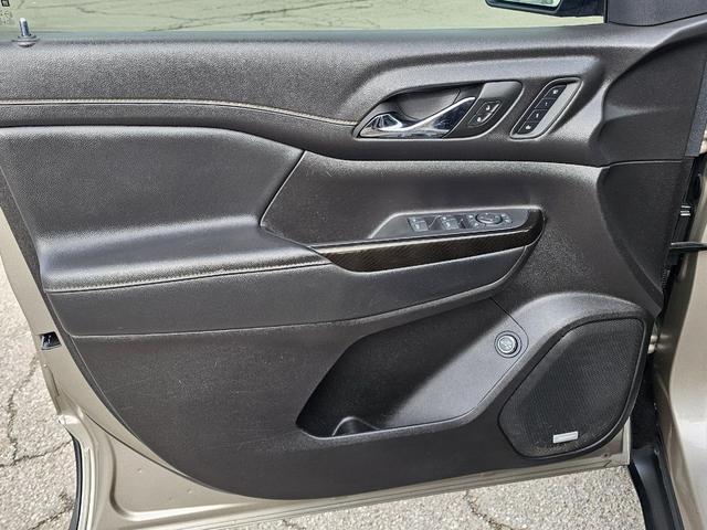 Photo of 2023 Light Stone Metallic GMC Acadia