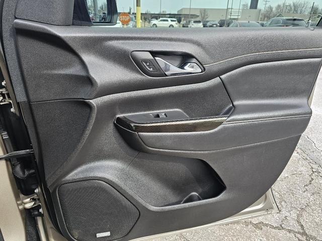 Photo of 2023 Light Stone Metallic GMC Acadia