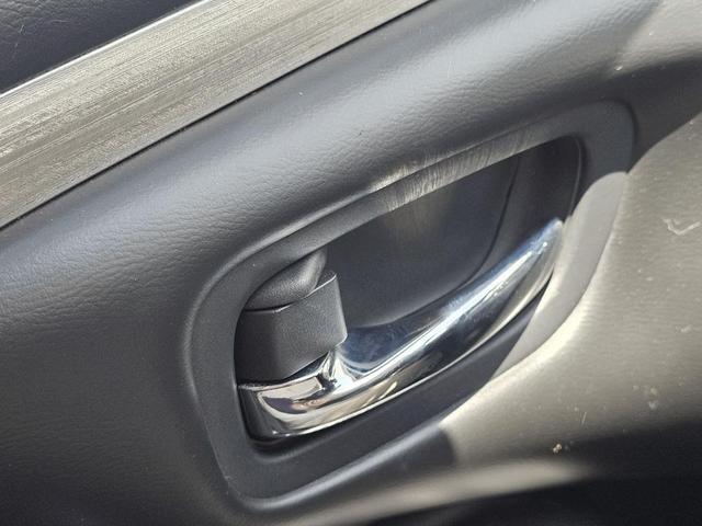 Photo of 2017 Gun Metallic Nissan Murano